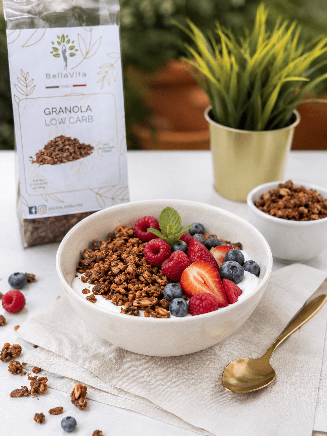 Yogurt Greco, Granola BellaVita e Frutti Rossi - Linea Bella Vita